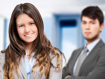 王女士 - 熟肉制品销售商